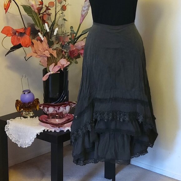 NWT Women Olive Green 3-Layers of Tiered Ruffle Lace Design Midi Skirts L 12 - Picture 4 of 15